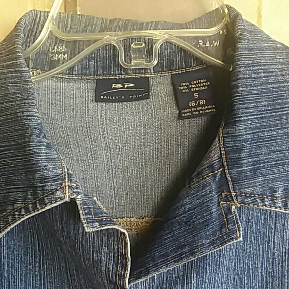 Bailey's Point Denim Jacket - Picture 3 of 8